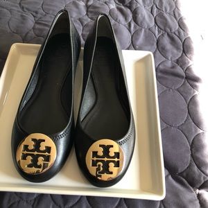 Tory Burch Reva Flat